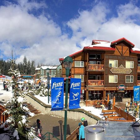 Cornerstone Lodge By Park Vacation Management Fernie Bagian luar foto